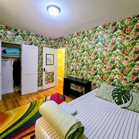 Tropical Comfort Room In Harlem Cozy Stay With Snacks & Style New York Dış mekan fotoğraf