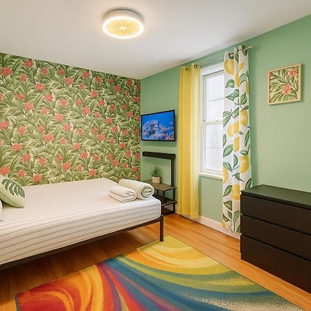 Tropical Comfort Room In Harlem Cozy Stay With Snacks & Style New York Dış mekan fotoğraf